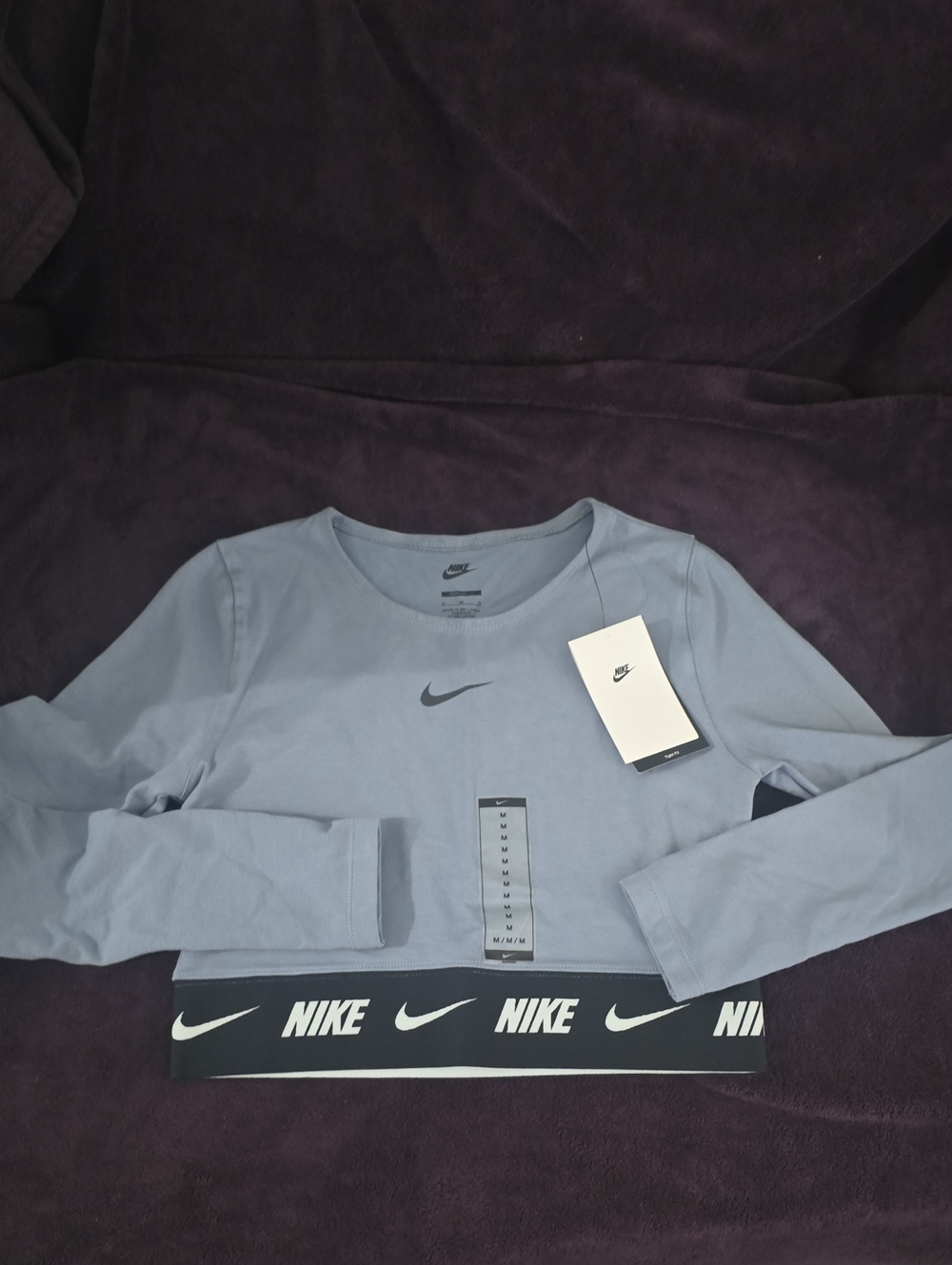 Nike Cropped Long-Sleeve Top